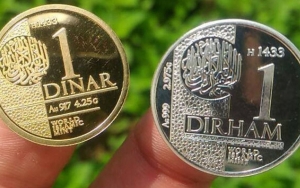 Viral Pasar Muamalah Depok Pakai Dinar-Dirham, 2 Kg Telur Jadi Setara Hampir Rp75 Ribu