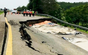 Faktor Alam dan Cuaca Diduga Jadi Biang Kerok Tol Cipali KM 122 Amblas