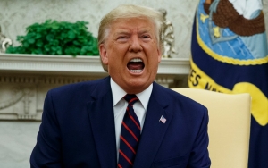Senat AS Sepakat Lanjutkan Sidang Pemakzulan, Trump Dilaporkan Murka Atas Performa Pengacara