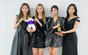 aespa Pamerkan Suara Indah Di Panggung Penuh Bunga Dalam 'Forever' Performance Stage