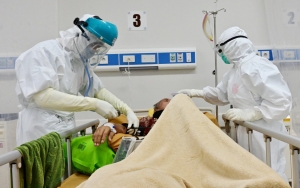 COVID-19 RI Tambah 8.435 dan 4 Hari Kasus Sembuh Lampaui Pasien Positif, Tanda Wabah Mulai Mereda?