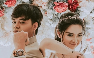 Reza Arap dan Wendy Walters Sudah Resmi Menikah, Ternyata Ini Alasan Enggan Koar-Koar