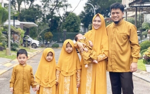 Oki Setiana Dewi Kabarkan Kondisi Terkini Putra Bungsu, Aksi Manis 3 Anaknya Yang Lain Bikin Terharu