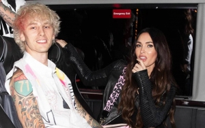 Machine Gun Kelly Pakai Kalung Berisi Darah, Punya Megan Fox?
