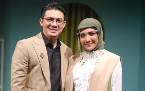 Keseruan Zaskia Sungkar Belanja Baju Bayi, Irwansyah Cari Diskon Yang Lebih Gede