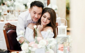 Jenita Janet Rekam Detik-detik Tempat Usahanya Digerebek Satpol PP, Malah Bersyukur?