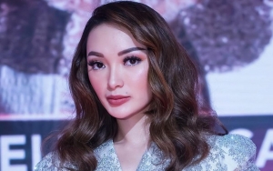 Zaskia Gotik Beri Teguran Usai Suami Posting Foto Ini