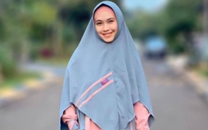 Oki Setiana Dewi Ungkap Bahagia Sang Bayi Sudah Lepas Selang Setelah Fisioterapi