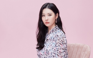 Sunmi Tampilkan Sisinya Yang Percaya Diri Dan Menggoda Dalam MV Comeback 'Tail'