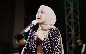 Tetangga Desak Nissa Sabyan Klarifikasi, Ibu Diduga Sakit Karena Syok Isu Pelakor?