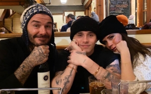 Brooklyn Beckham Unggah Potret Sang Kekasih Bersama Victoria Dan David Beckham