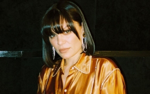 Tak Terima Difoto Jelek Oleh Paparazzi, Jessie J Komentar Lucu Begini