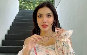 Biasa Pakai Bikini-Lingerie, Millendaru Punya Trik Sembunyikan Alat Kelamin