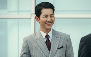 Santuy Lakukan Ini, Song Joong Ki Kena Tegur Sutradara 'Vincenzo'