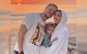 Vokalis Imagine Dragons Dan Reynolds Bagikan Pesan Teks Yang Membuatnya Rujuk dengan Sang Istri