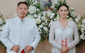 Vicky Prasetyo dan Kalina Oktarani Gelar Pernikahan Outdoor, Mahar Unik Jadi Perbincangan