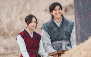 Menikah, Kim So Hyun Ajari Na In Woo Cara Bertarung di 'River Where the Moon Rises'
