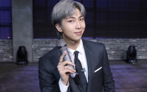 RM BTS Posting Selfie 'Meresahkan', Casing Ponsel Curi Perhatian