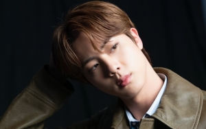 Gantengnya Kelewatan, Visual Jin BTS Buka Pintu di Variety Show Dipuji Bak Pangeran