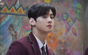 Cha Eunwoo ASTRO Blak-Blakan Pamer Rambut Baru, Makin Ganteng?