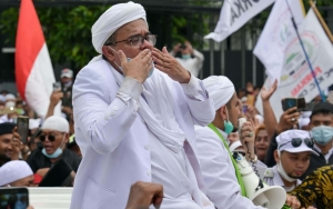 Berpengaruh, Muncul Usulan Habib Rizieq Jadi Influencer Vaksinasi COVID-19