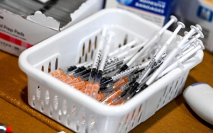 Badan Kesehatan AS Ragukan Data Uji Coba Vaksin AstraZeneca