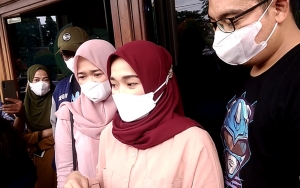 Ririe Fairus Resmi Cerai dari Ayus Sabyan, Tuntut Nafkah Anak dan Harta Gono-gini?