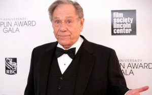  Aktor Senior George Segal Meninggal Dunia
