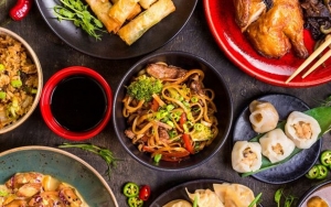 Siap Menggoyang Lidah, 7 Kuliner Nusantara Legendaris Ini Bisa Dibuat Sendiri di Rumah
