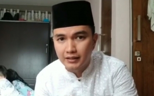 Aldi Taher Ngaku Stres Saat Minta Dipanggil Ustaz, Rekan-rekan Artis 'Terhibur'