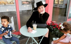 Chrissy Teigen Disebut Mirip Nenek-Nenek Karena Penampilan Barunya