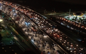Libur Panjang Paskah, Volume Lalu Lintas Ke Luar Jabodetabek Meningkat Tajam