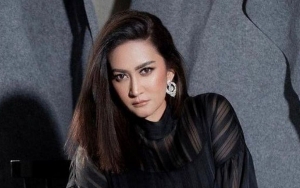 Agama Sempat Jadi Perbincangan, Nafa Urbach Kunci Kolom Komentar Saat Peringati Jumat Agung