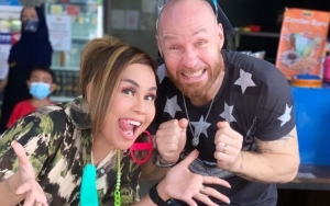 Reaksi Tyson Lynch Disinggung Penghasilannya Lebih Kecil dari Melaney Ricardo, Insecure?