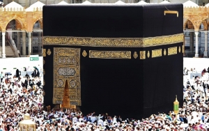 Arab Saudi Izinkan Umrah Saat Ramadan, Ini Syarat yang Harus Diperhatikan