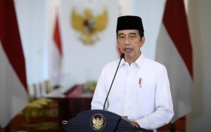 Kunjungi Lembata, Jokowi Janji Bangun Lokasi Terdampak Banjir Bandang NTT Secepatnya