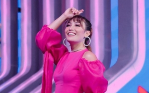 Sibuk Mandu Acara, Ayu Dewi Jahit Baju Di Nikahan Atta Halilitar-Aurel Hermansyah?