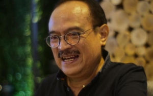 Begini Keanehan yang Terjadi Sebelum Mobil Eros Djarot Tertimpa Pohon Tumbang