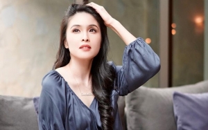 Sandra Dewi Tampil Bak Balerina Pamer Punggung Mulus, Ramai Picu Reaksi Tak Percaya 