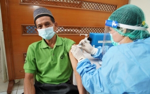 Puasa Dimulai Besok, Kemenkes Tegaskan Vaksinasi COVID-19 Tetap Digelar Siang-Malam