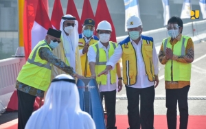 Terungkap Niat Terselubung RI 'Ngotot' Ubah Nama Tol Japek Jadi Sheikh Mohamed bin Zayed