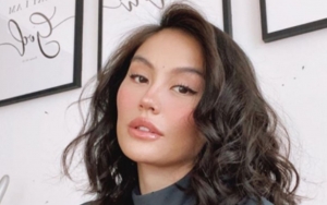 1 Tahun Lebih Dirahasiakan, Agnez Mo Semangat Umumkan Lagu 'As Long As I Get Paid' Jadi Novel Grafis