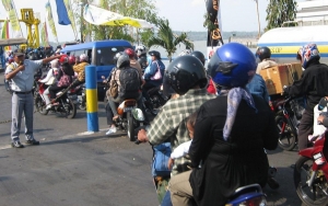 Polisi Jaga Ketat Di 333 Titik, Pastikan Warga Yang Langgar Larangan Mudik 2021 Tak Akan Lolos