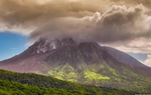 Gunung La Soufriere di Karibia Timur Meletus, St. Vincent Mulai Kekurangan Air Bersih