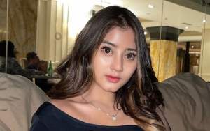 Sering Tampil Seksi, Ghea Youbi Pamer Foto Berhijab Bikin Adem