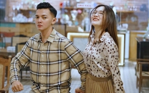 Ngode Islam-Puasa Full, Dory Suami Nella Kharisma Disentil Lupakan Putri Kembar Cantik?