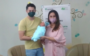 Bayinya Sungsang, Andrew Andika Ungkap Momen Menegangkan Temani Istri Persalinan