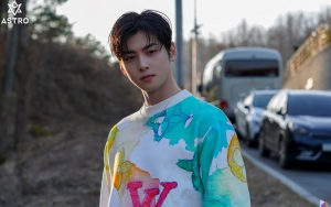 Cha Eunwoo ASTRO Ungkap Momen Puji Diri Sendiri Hingga Curhat Penyesalan Terbaru