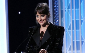Dakota Johnson Didapuk Bintangi Film Terbaru Netflix 'Persuasion'