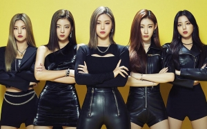 Busana Plus Dandanan ITZY Syuting 'Ask Us Anything' Dibilang Norak, Stylist Tuai Kritik